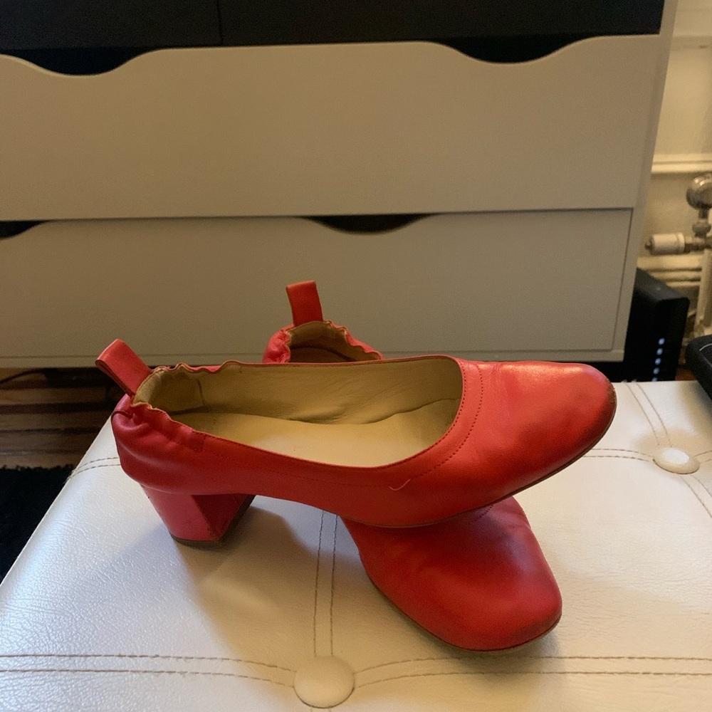 Everlane Day Heels